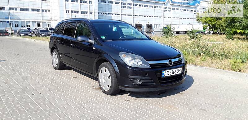 Універсал Opel Astra 2007 в Дніпрі