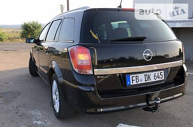 Универсал Opel Astra 2008 в Дрогобыче