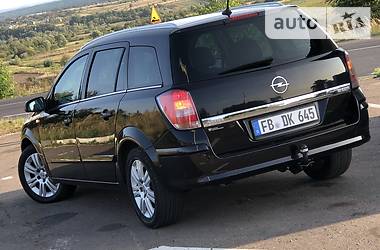 Универсал Opel Astra 2008 в Дрогобыче