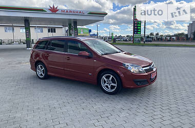 Универсал Opel Astra 2006 в Житомире