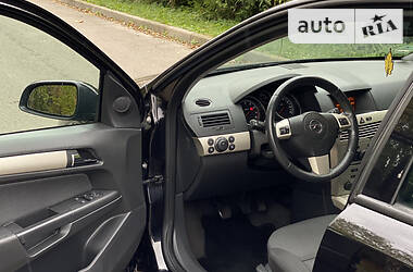Універсал Opel Astra 2008 в 