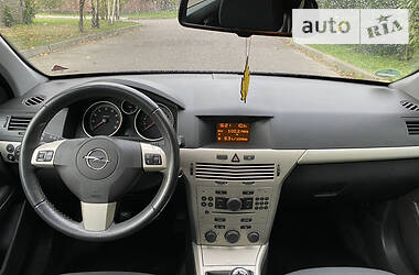 Універсал Opel Astra 2008 в 