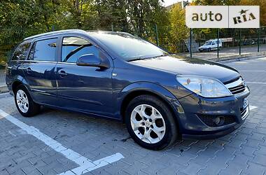 Универсал Opel Astra 2009 в Стрые