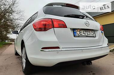 Универсал Opel Astra 2013 в Снятине