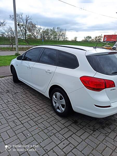 Універсал Opel Astra 2012 в Стрию