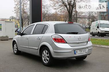 Хетчбек Opel Astra 2006 в Києві