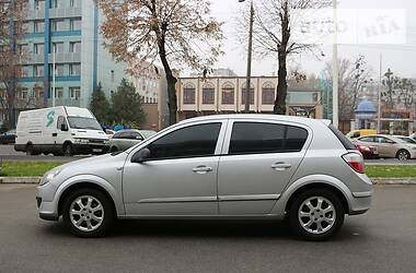 Хэтчбек Opel Astra 2006 в Киеве