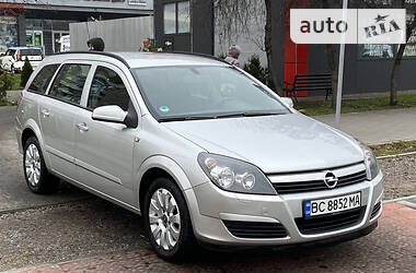 Универсал Opel Astra 2005 в Львове