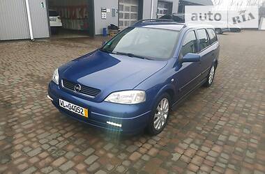 Универсал Opel Astra 2003 в Сарнах