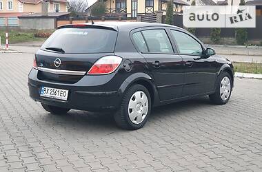 Хэтчбек Opel Astra 2006 в Хмельницком