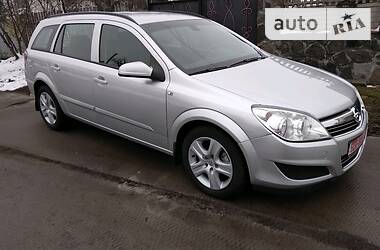 Универсал Opel Astra 2008 в Черкассах