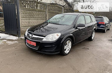 Универсал Opel Astra 2009 в Луцке