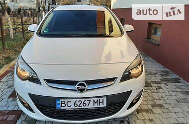 Универсал Opel Astra 2015 в Стрые