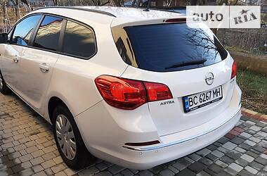 Универсал Opel Astra 2015 в Стрые