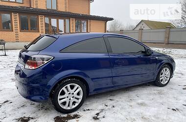 Хэтчбек Opel Astra 2008 в Киеве