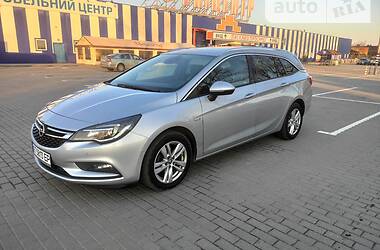 Универсал Opel Astra 2017 в Коломые