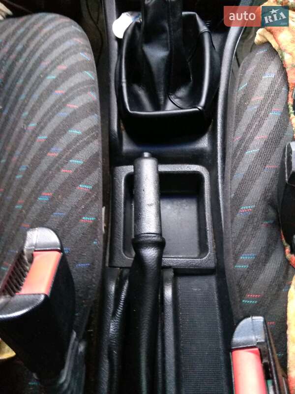 Хэтчбек Opel Astra 1996 в Кицмани