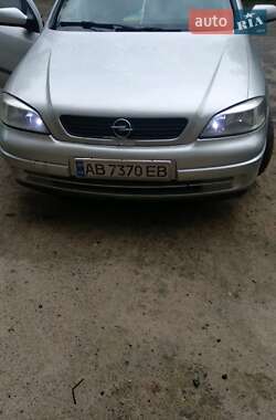 Хэтчбек Opel Astra 1999 в 