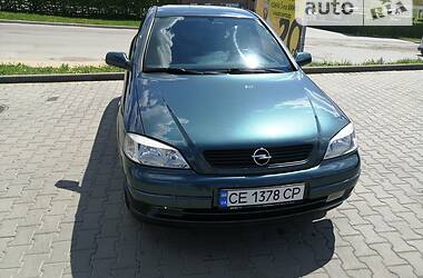 Седан Opel Astra 2004 в Черновцах