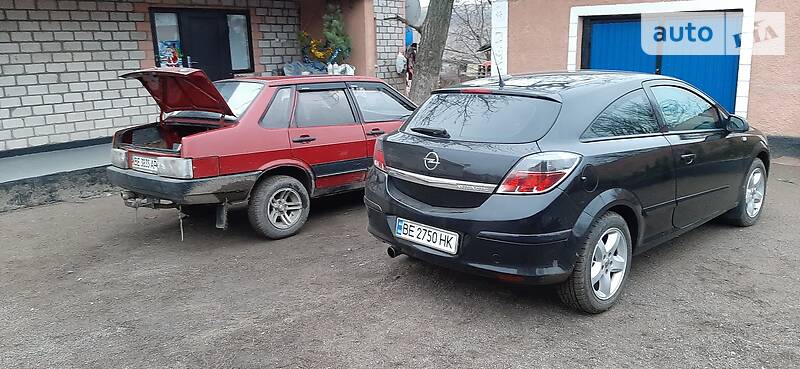 Купе Opel Astra 2008 в Вознесенську