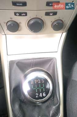 Универсал Opel Astra 2008 в 