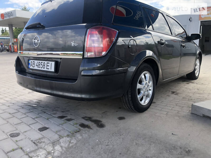 Универсал Opel Astra 2009 в Виннице