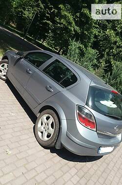 Хетчбек Opel Astra 2007 в 