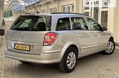 Универсал Opel Astra 2008 в Стрые