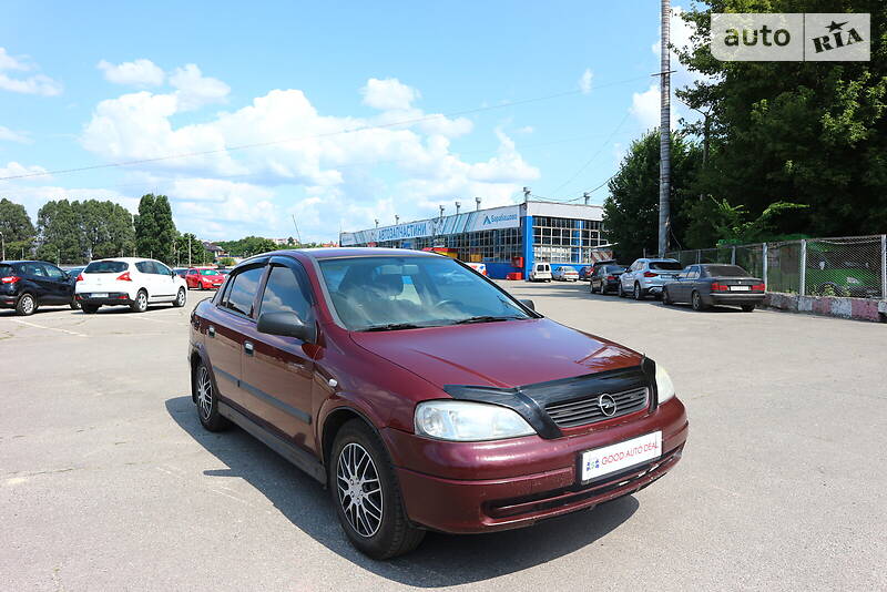 Седан Opel Astra 2006 в Харькове