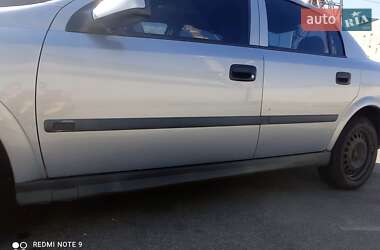 Седан Opel Astra 2003 в 