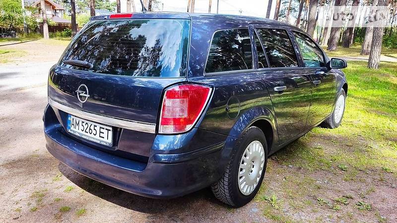 Универсал Opel Astra 2009 в 