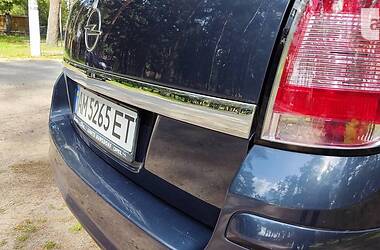 Универсал Opel Astra 2009 в 
