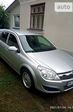 Универсал Opel Astra 2009 в Радивилове