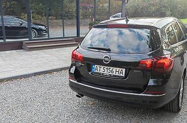 Універсал Opel Astra 2013 в Калуші