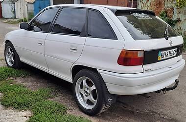 Хэтчбек Opel Astra 1995 в Черноморске