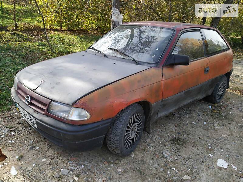 Хэтчбек Opel Astra 1992 в Львове