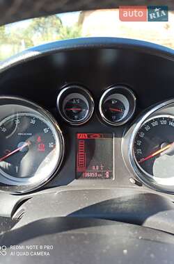 Универсал Opel Astra 2012 в 