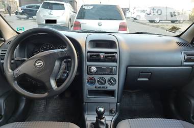 Универсал Opel Astra 2004 в Днепре