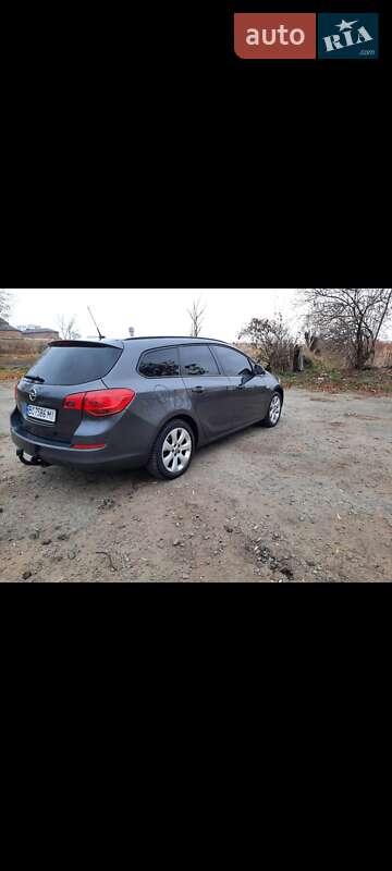 Універсал Opel Astra 2010 в Шептицькому