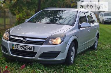 Универсал Opel Astra 2006 в Киеве