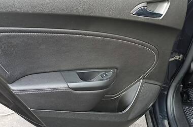 Седан Opel Astra 2012 в 
