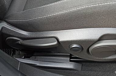 Седан Opel Astra 2012 в 