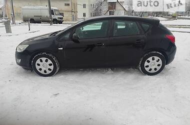 Хэтчбек Opel Astra 2010 в Дрогобыче