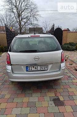 Универсал Opel Astra 2008 в 