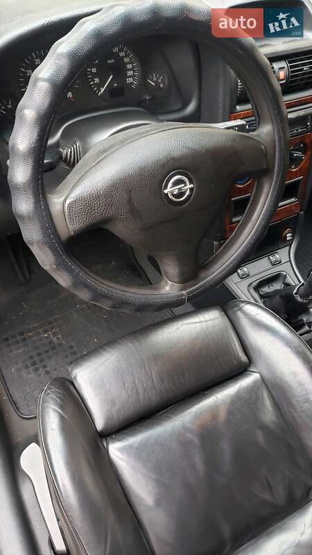 Універсал Opel Astra 2002 в Одесі