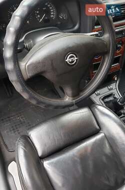 Универсал Opel Astra 2002 в 