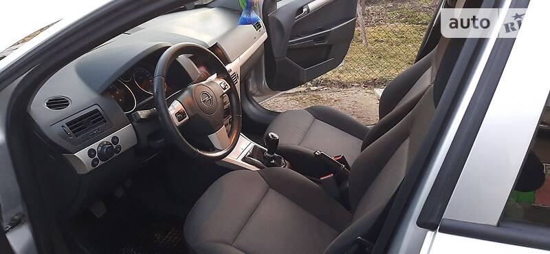 Универсал Opel Astra 2008 в Збараже
