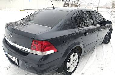 Седан Opel Astra 2008 в Тульчине