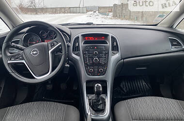 Универсал Opel Astra 2012 в Луцке