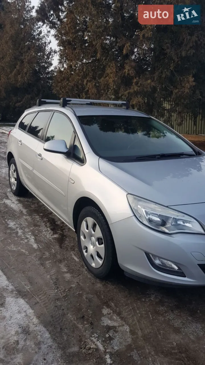2011 Opel Astra - мініатюра 18